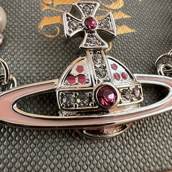 Vivienne Westwood imitation pearls bracelet - Picture 2 of 9